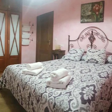 Casa De Aldea Collera