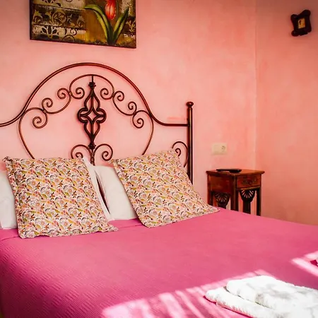 Casa De Aldea Collera *