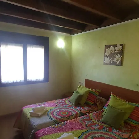 Casa De Aldea Collera Casa vacanze *